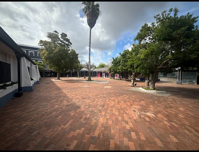 450M² RETAIL TO LET IN AUDAS ESTATE